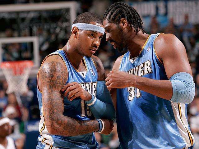 此次葬礼上 此次葬礼上