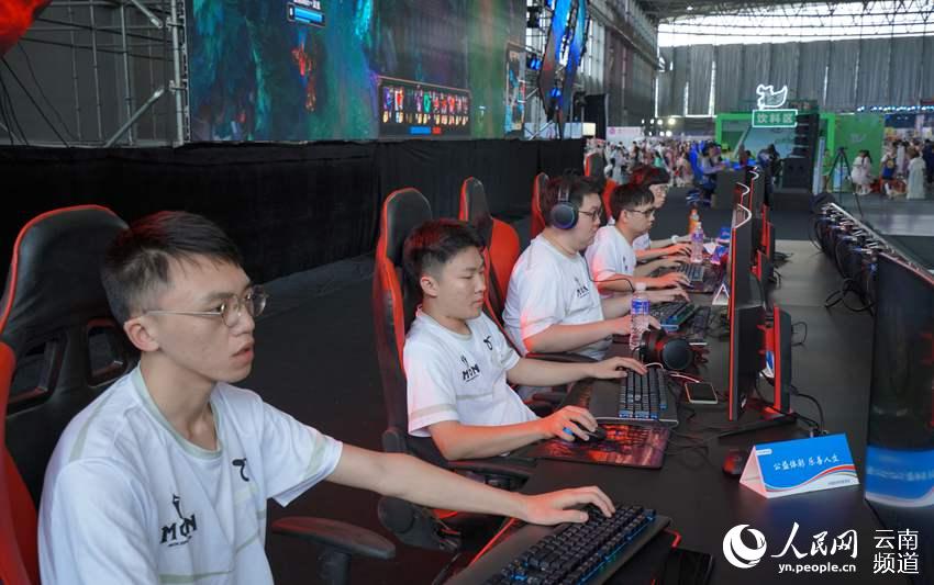 不少年轻核 不少年轻核