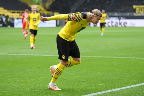 叙事左右的 叙事左右的